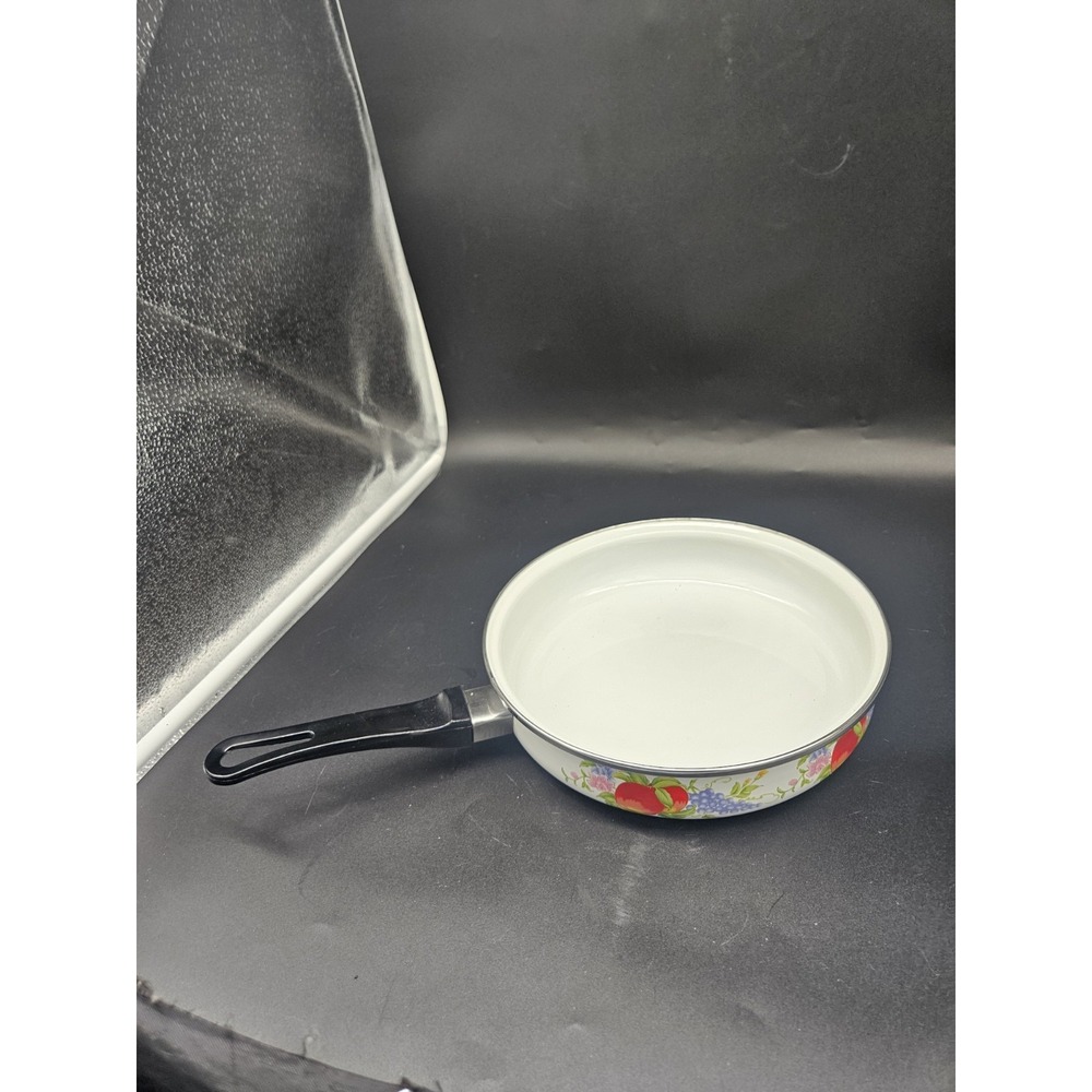 Vintage Enamelware Apple & Grape Medium Sauce Pan